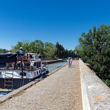 Chambre Dans Une Grande Maison Entre Canal Du Midi Et Centre Ville Beziers Exterior photo
