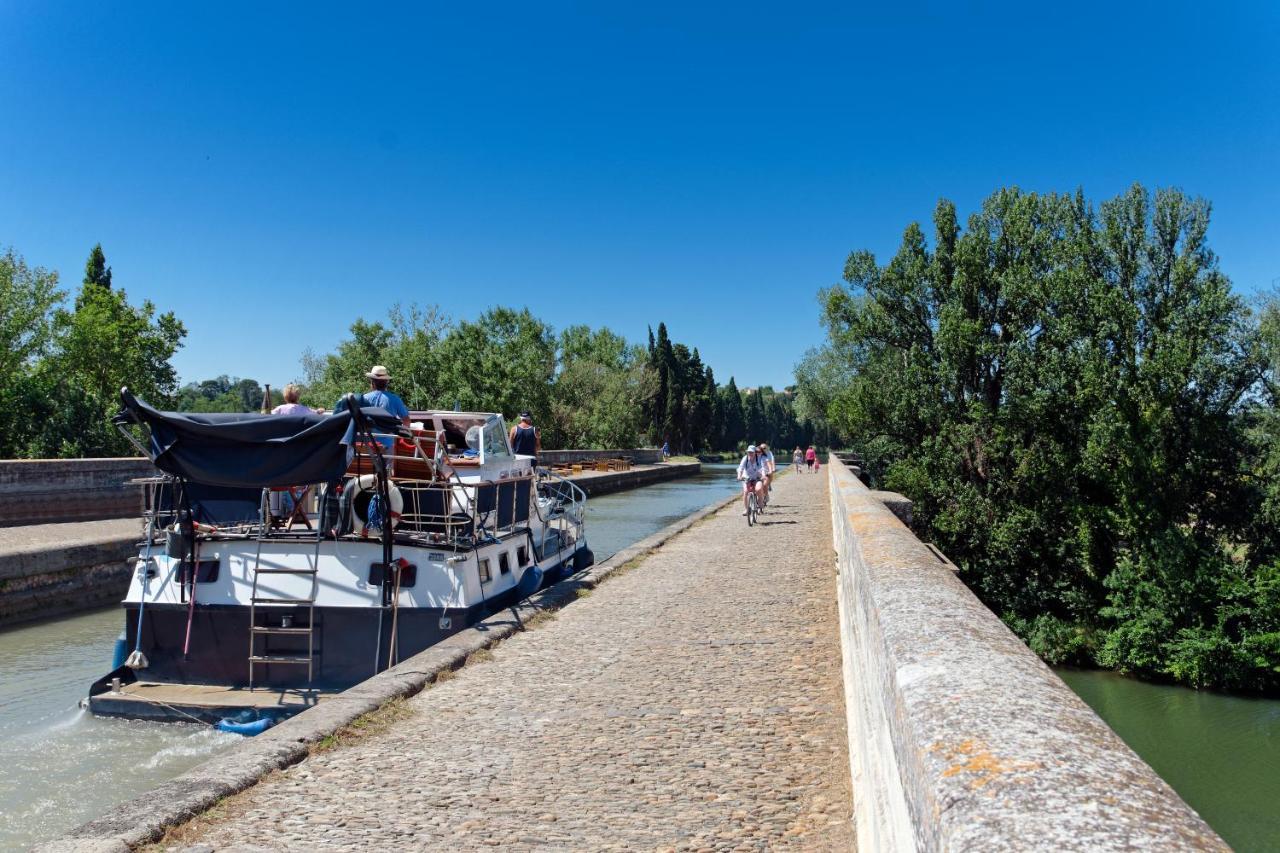Chambre Dans Une Grande Maison Entre Canal Du Midi Et Centre Ville Beziers Exterior photo