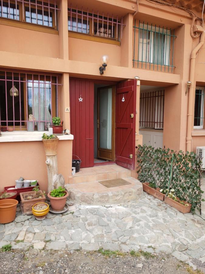 Chambre Dans Une Grande Maison Entre Canal Du Midi Et Centre Ville Beziers Exterior photo